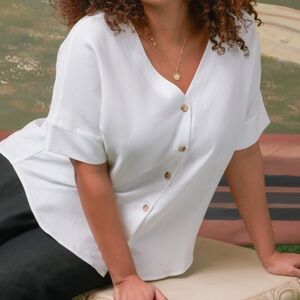 Vetta Capsule Textured Girlfriend Shirt‎